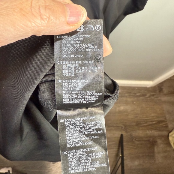 Reiss Women's SKYE RUCHED BODYCON MIDI DRESS BLACK Size 8 Cocktail Party - Picture 5 of 6